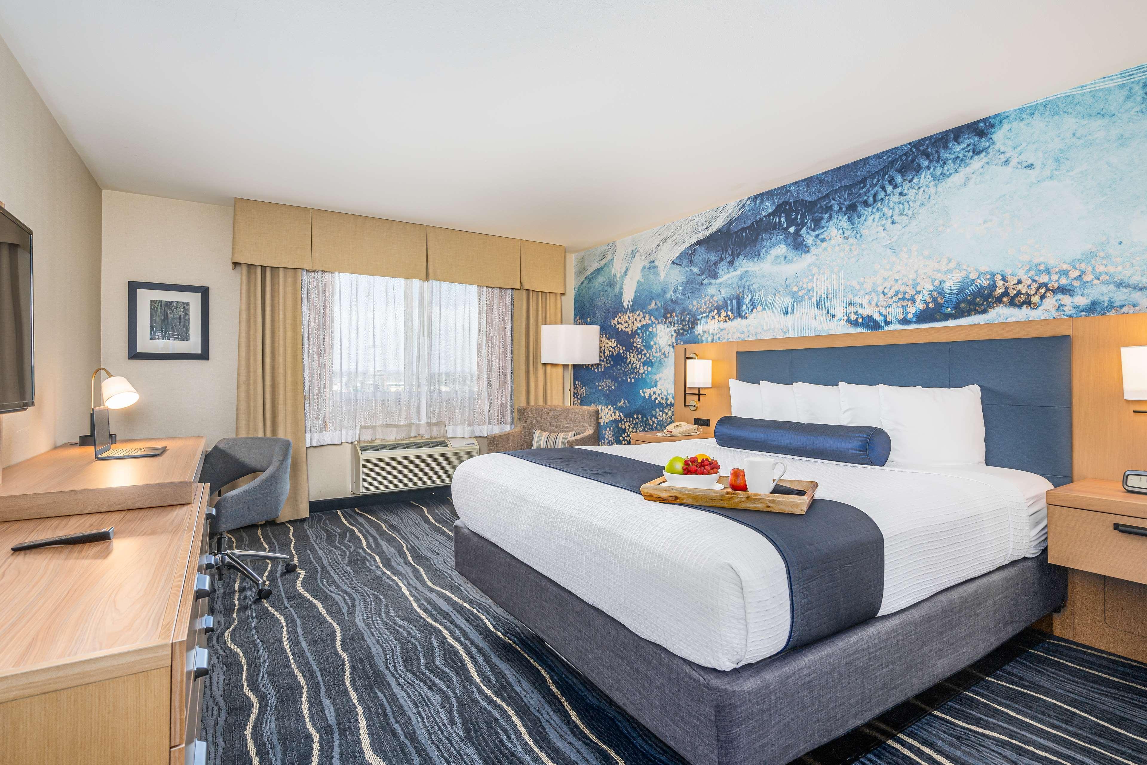 Best Western Plus Marina Gateway Hotel National City Eksteriør billede
