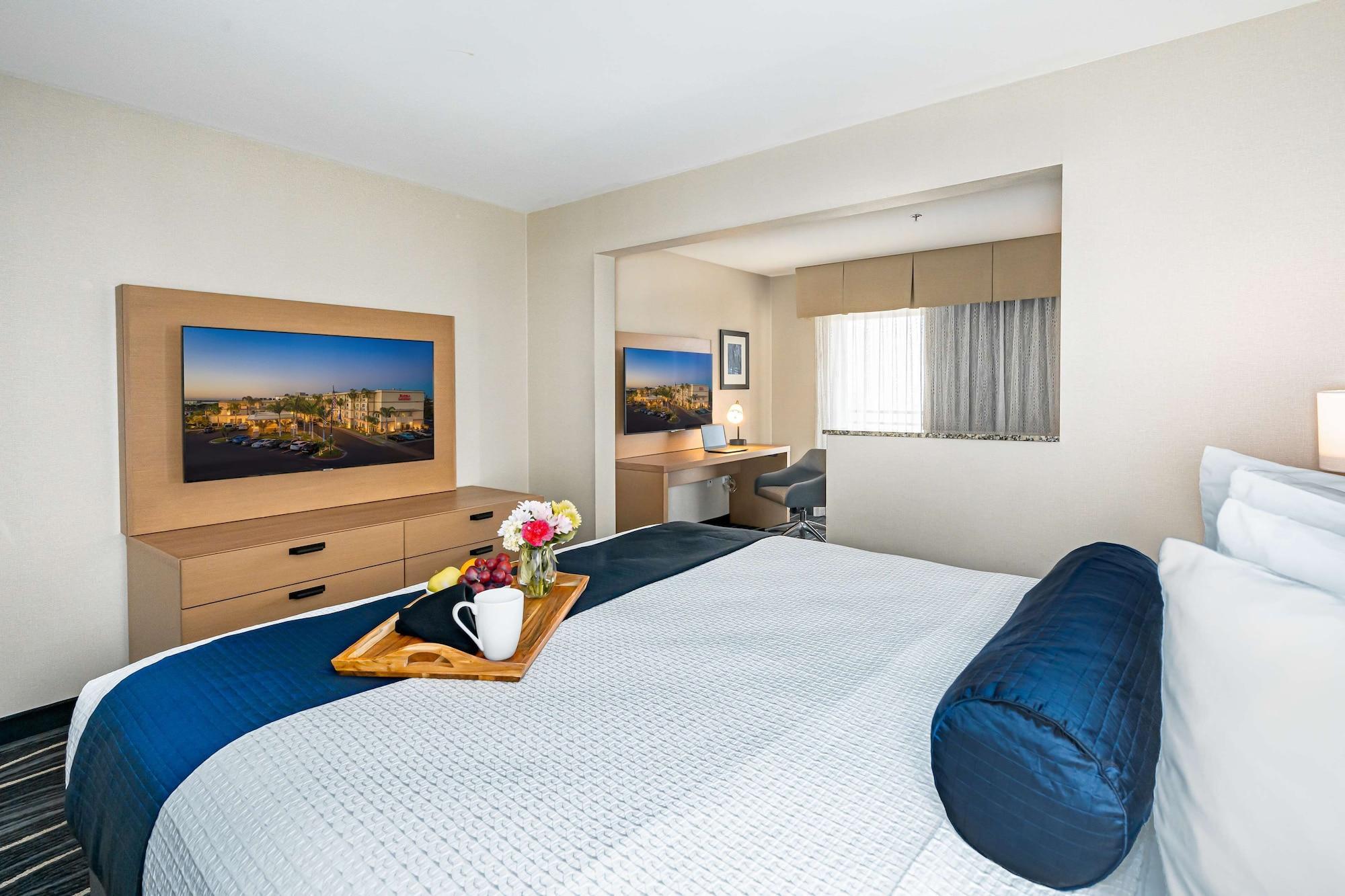 Best Western Plus Marina Gateway Hotel National City Eksteriør billede